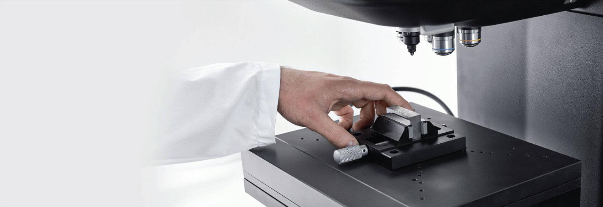 Đôi nét về máy kiểm tra độ cứng Rockwell Đôi nét về máy kiểm tra độ cứng Rockwell