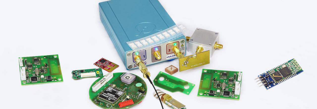 Nên chọn máy phân tích mạng vector nào?