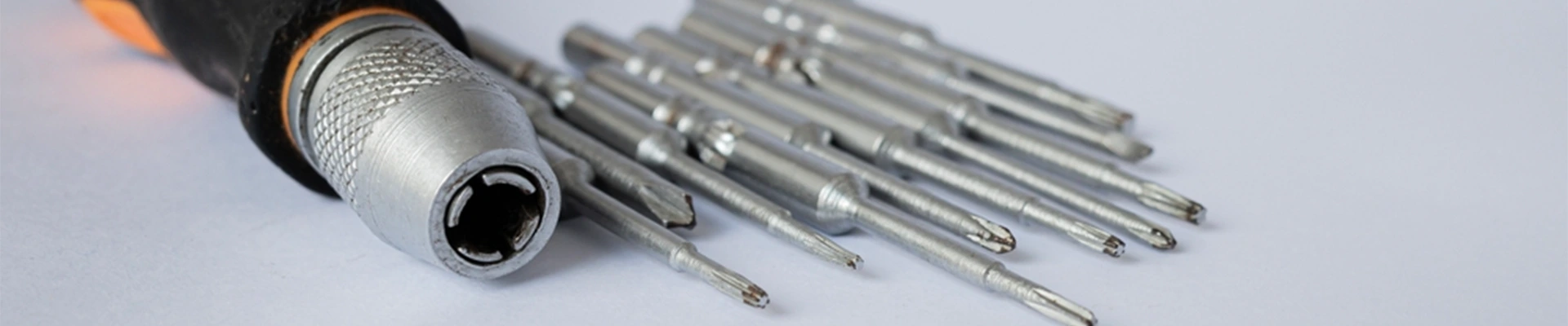 Dựa theo mục đích sử dụng có những loại tua vít nào? 