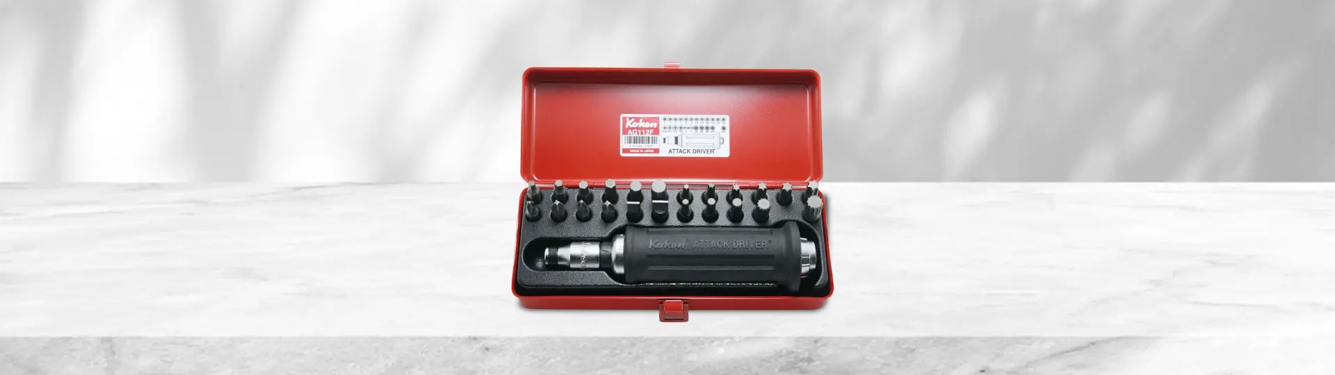 Tua vít đóng là gì? Cách sử dụng tua vít đóng đúng cách Tua vít đóng là gì? Cách sử dụng tua vít đóng đúng cách