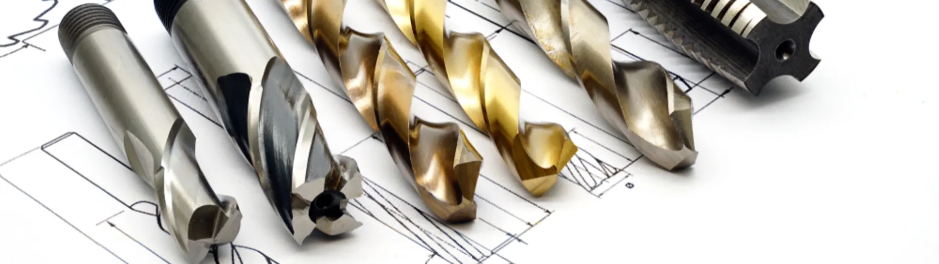 Tìm hiểu vật liệu chế tạo dụng cụ cầm tay dùng cắt gọt cơ khí