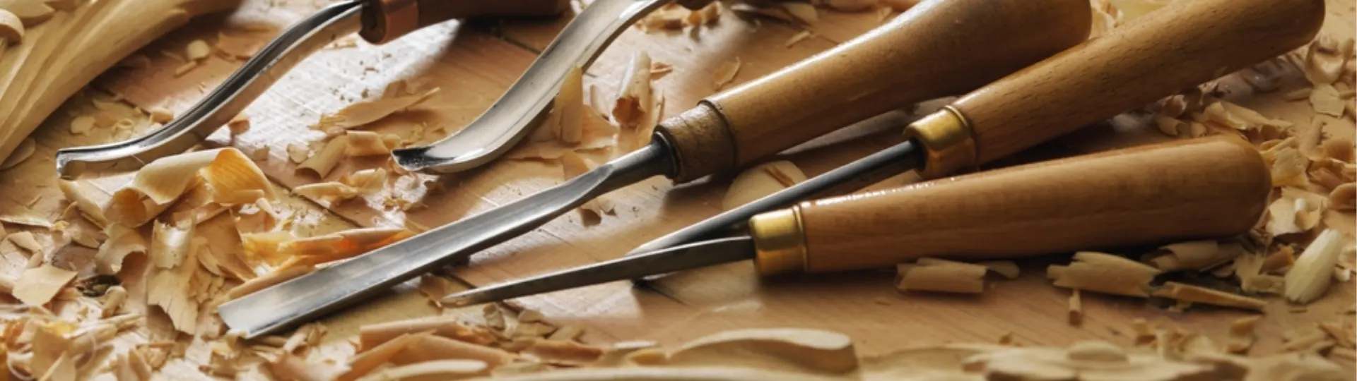 Bộ đục gỗ -  dụng cụ cầm tay thông dụng nhất hiện nay