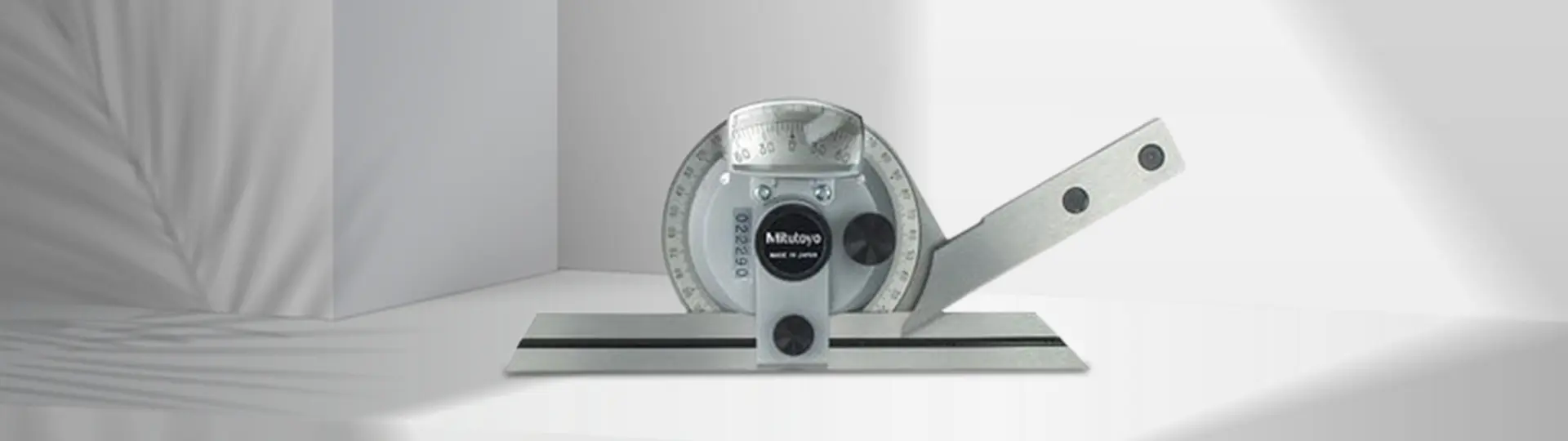 3 điểm để phân biệt thước đo góc với dụng cụ đo cơ khí chính xác 3 điểm để phân biệt thước đo góc với dụng cụ đo cơ khí chính xác